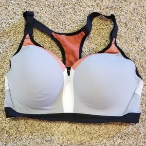 Victoria Sport sports bra